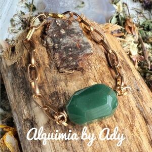 Chunky aventurine gold curb chain bracelet